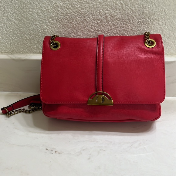 Antonio Melani Leather Red Shoulder Bag with Fab Gold Chain Strap & Detail NWOT - Picture 5 of 13